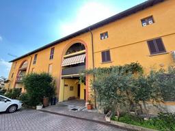 Trilocale in Via Airoldi, Carimate
