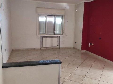 Trilocale in Corso Italia, 148, Centro Città - Centro Storico, Acerra