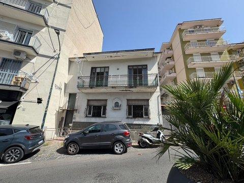 Casa indipendente in Via Picenna, s.n.c, Bellavista, Portici