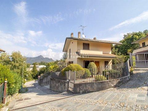 Villa in Via Provinciale per Colle Brianza, Galbiate