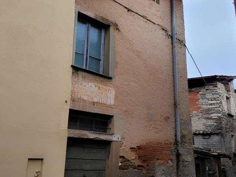 Quadrilocale in Via Carate, 6, Plesio