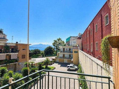 Appartamento in Via Monte di Dio s.n.c, San Ferdinando, Napoli