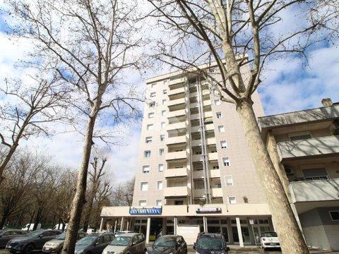 Quadrilocale in Via Maria Melato, 23, Mirabello-Ospizio, Reggio Emilia