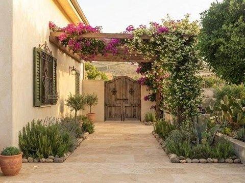 Villa a Testa dell'Acqua, Noto