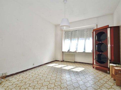 Trilocale in Viale dei Mughetti, 17, Vallette, Torino