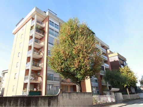 Appartamento in Via Sforzesca, 10, Bicocca-Olengo, Novara