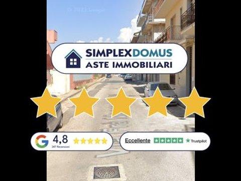 Appartamento in Via Frà Mansueto Cobisi, Galileo Galilei - Zona Stadio, Comiso