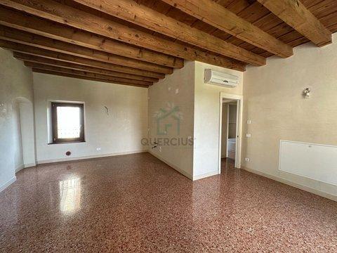Quadrilocale in Via Valpolicella, Sant'Ambrogio di Valpolicella