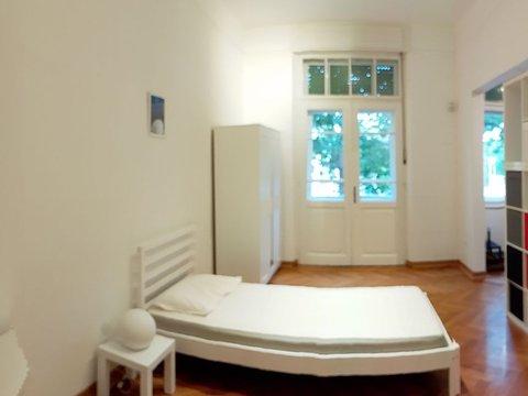 Camera in Corso Italia, 152, Centro, Gorizia