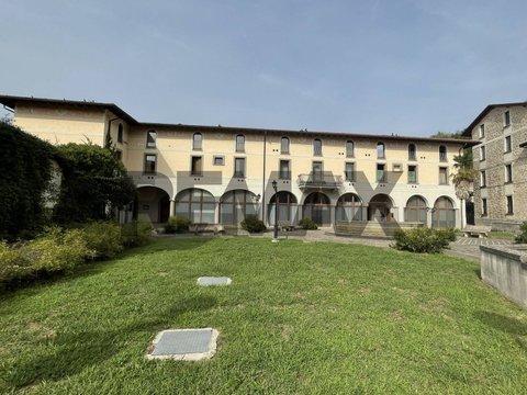Bilocale in Via Vittorio Emanuele, 155, Capriolo
