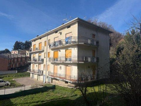 Trilocale in Via Laurenziana, 16, Calolziocorte