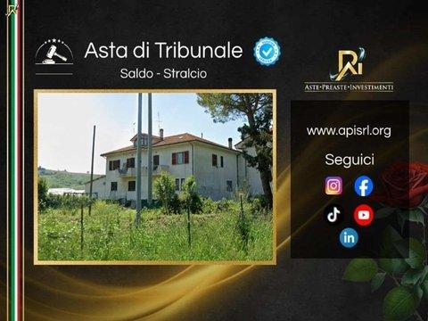 Appartamento in Via Leonardo da Vinci, 21, Trecastelli