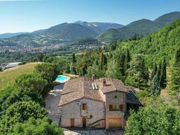 Villa in Strada San Fiorano, Cagli