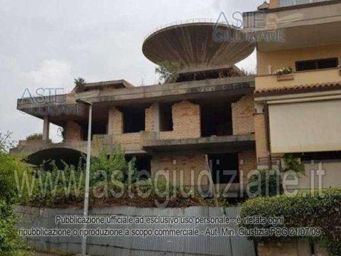 Villa in Via Tito Livio, s.n.c, Centro, Pomezia