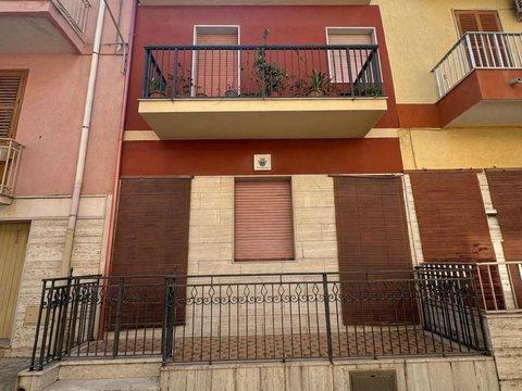 Casa indipendente in Via Solferino, 171, Pozzallo