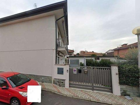Appartamento in Via Giacomo Leopardi, 18, Castano Primo