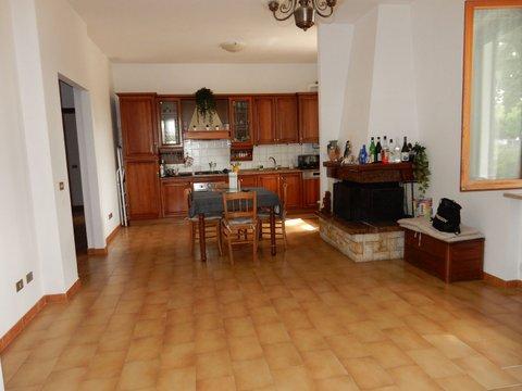 Villetta bifamiliare in Via Breccia, 25, Monsano