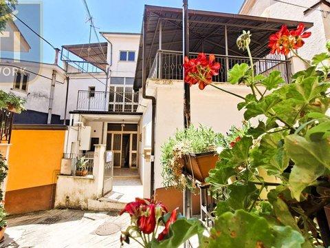 Villetta bifamiliare in Via Cifalco s.n.c, Sant'Elia Fiumerapido