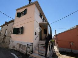Quadrilocale in Via Umberto, 19, Mozzagrogna
