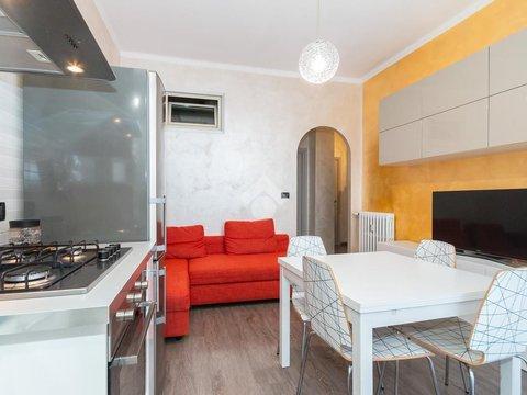 Bilocale in via Entracque, 5, Borgo San Paolo, Torino