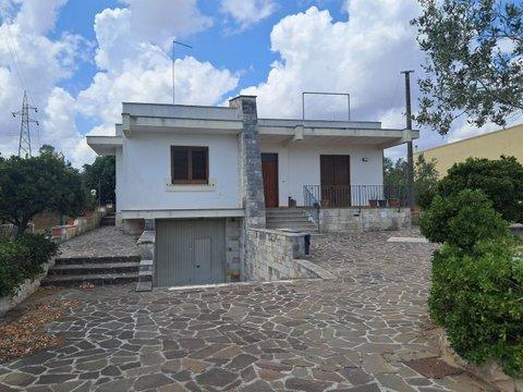Villa in Via Madonna della Pietà s.n.c, Tricase