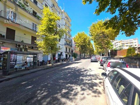 Quadrilocale in Via Bernardo Cavallino, Arenella, Napoli