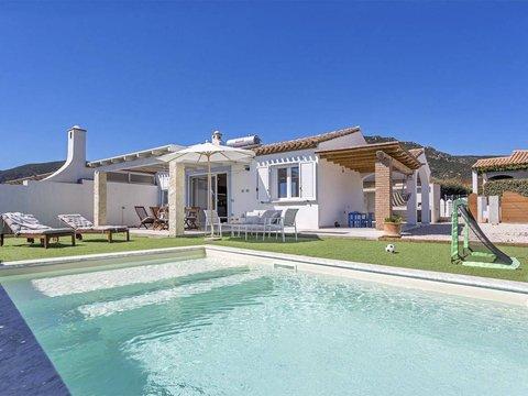 Villa in Strada Privata, Tertenia