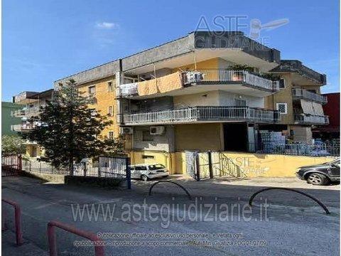 Trilocale in Corso Italia, 323, Quarto