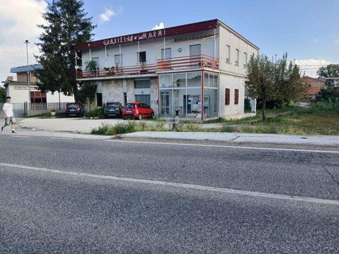 Casa indipendente in Strada Cluentina, 43, Piediripa, Macerata