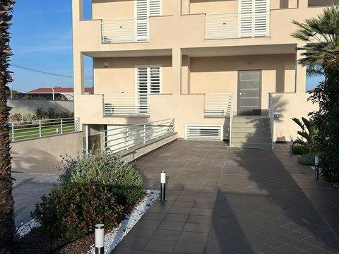 Villa in Via Madonna del Pantano, 16, Lago Patria, Giugliano in Campania
