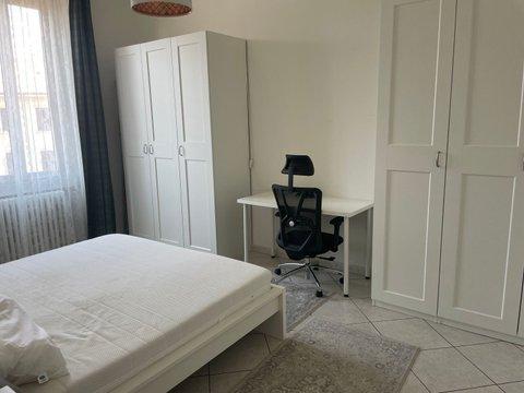 Camera in Via Cattaneo, 25, San Biagio-San Gottardo, Monza