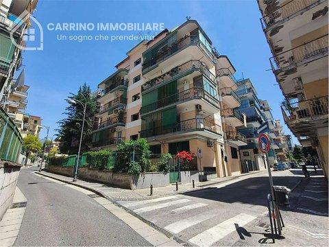 Trilocale a Via Libertà, Portici
