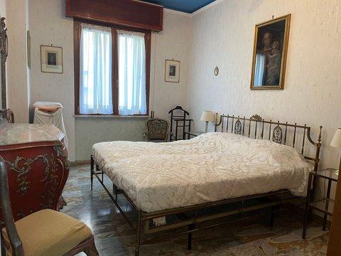 Trilocale in Via Corsica, 6, Spotorno