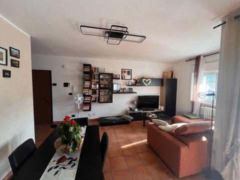 Bilocale in Via Luigi Einaudi, 27, Pinerolo