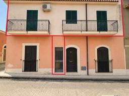 Quadrilocale in Via Corrado Costa, Centro, Noto