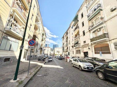 Bilocale in via Zara, 23, Poggioreale, Napoli