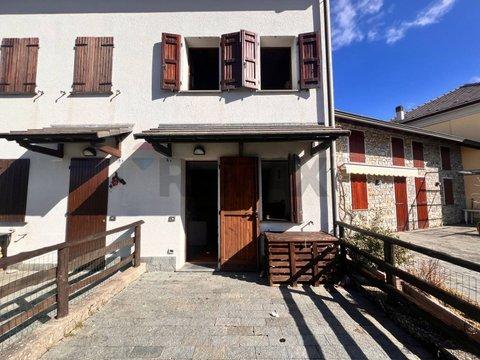 Villetta bifamiliare in Via Riane, 6, Santo Stefano d'Aveto
