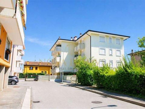 Quadrilocale in Via G. B. Belzoni, 10, Cadoneghe