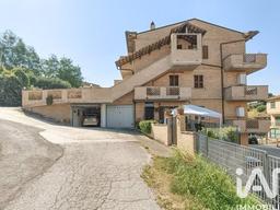 Villa in Via della Costituzione, 35, Grottazzolina
