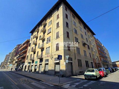Trilocale in Via Nizza, Lingotto, Torino