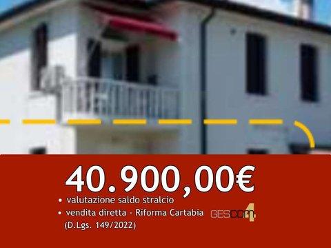 Quadrilocale in Via Nino Bixio s.n.c, Centro Città, Conegliano