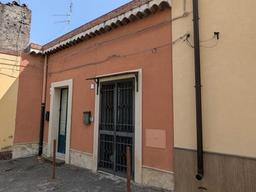 Casa indipendente a Santa Lucia, Aci Catena