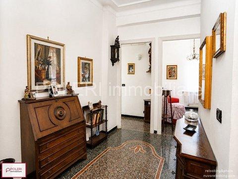 Trilocale in Via Antonio Cantore s.n.c, Sampierdarena Centro, Genova