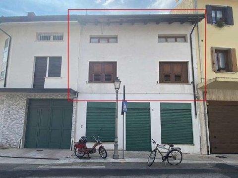Villetta a schiera in Piazza Vittorio Emanuele, 11, Zoppola