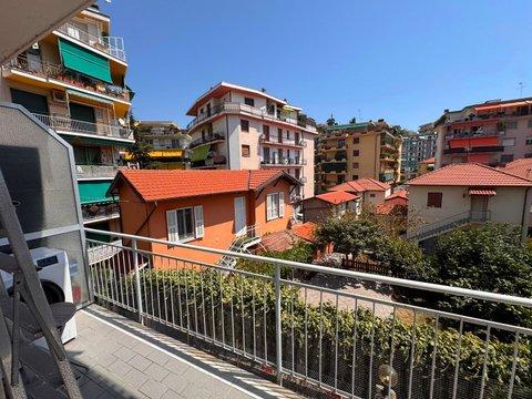 Bilocale in Strada San Martino, San Martino, Sanremo