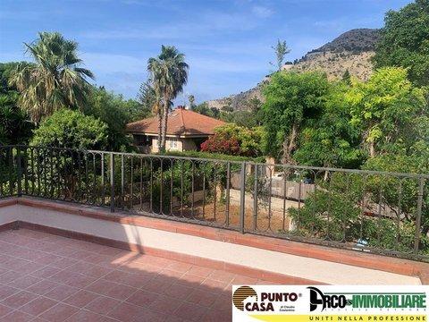 Quadrilocale in Via Lucerna, 4, Mondello - Castelforte, Palermo