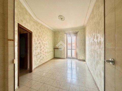 Trilocale in Via Saorgio, 11, Borgo Vittoria, Torino