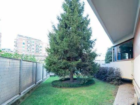 Bilocale in Via Anna Neera, 45, Stadera - Abbiategrasso, Milano