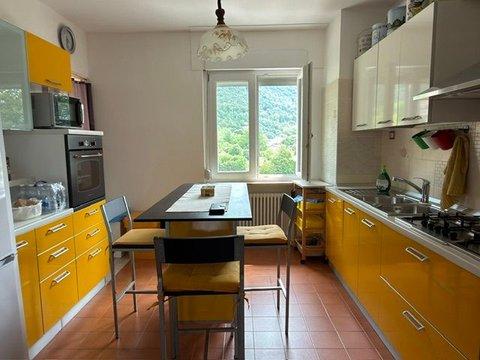 Quadrilocale in Via Tarcento, 25, Gemona del Friuli