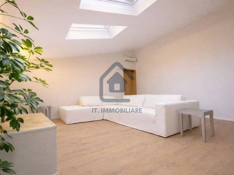 Bilocale in Viale Vittorio Veneto, Centro, Forlì